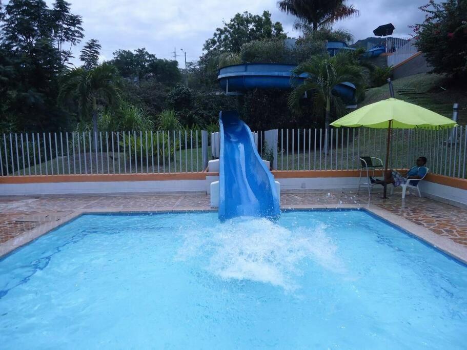 Hermosa Casa Con Piscinas - Ciudadela Premium - Antioquia Apartment San Jeronimo (Antioquia)